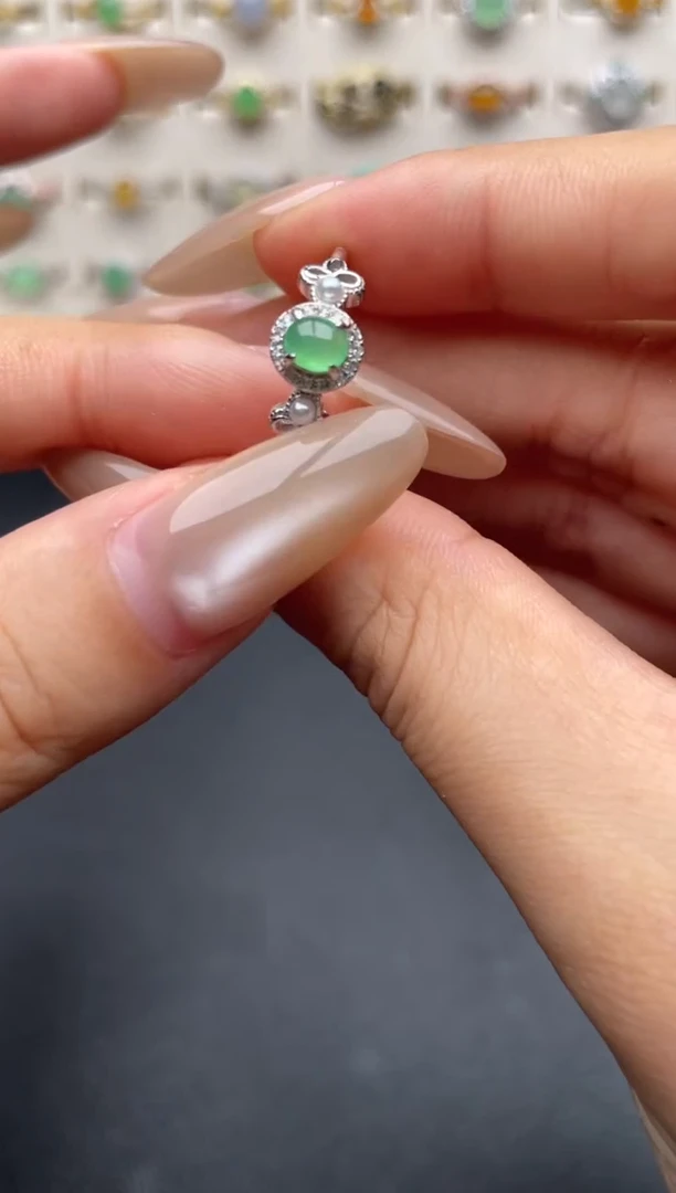 银S925镶嵌戒指翡翠一物一证一礼盒