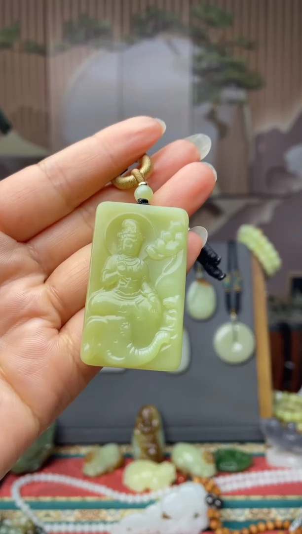 颈饰未镶嵌和田玉拍一发一