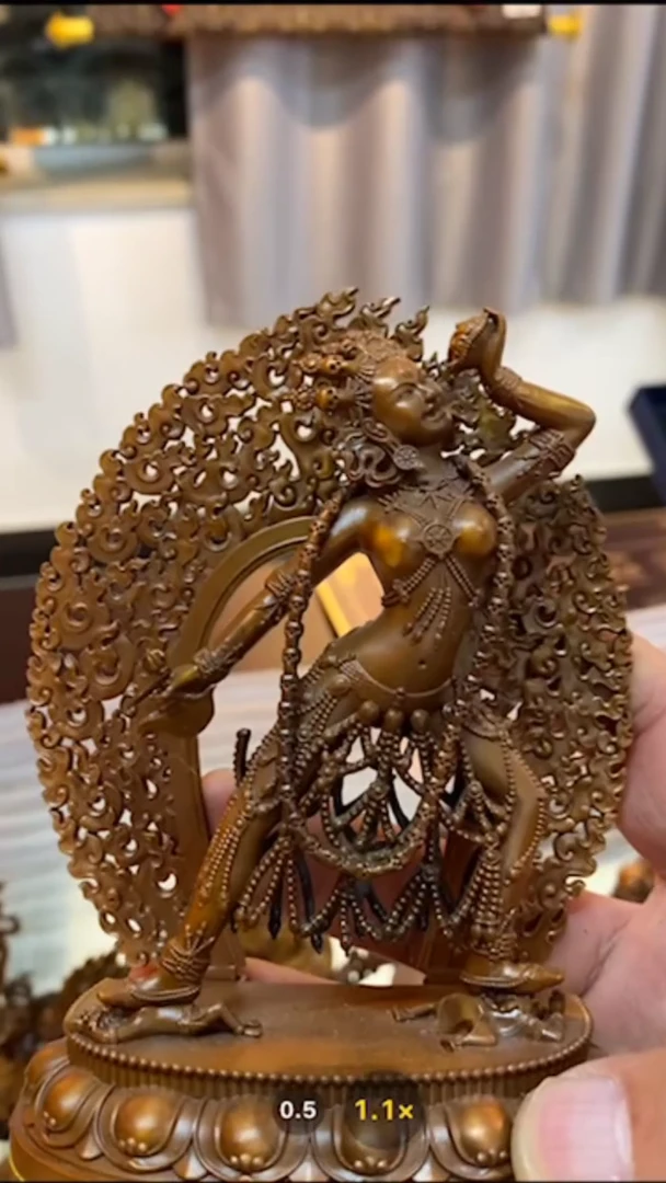 【闪购商品】吊坠金刚亥母-与实物略有差异介意者勿拍