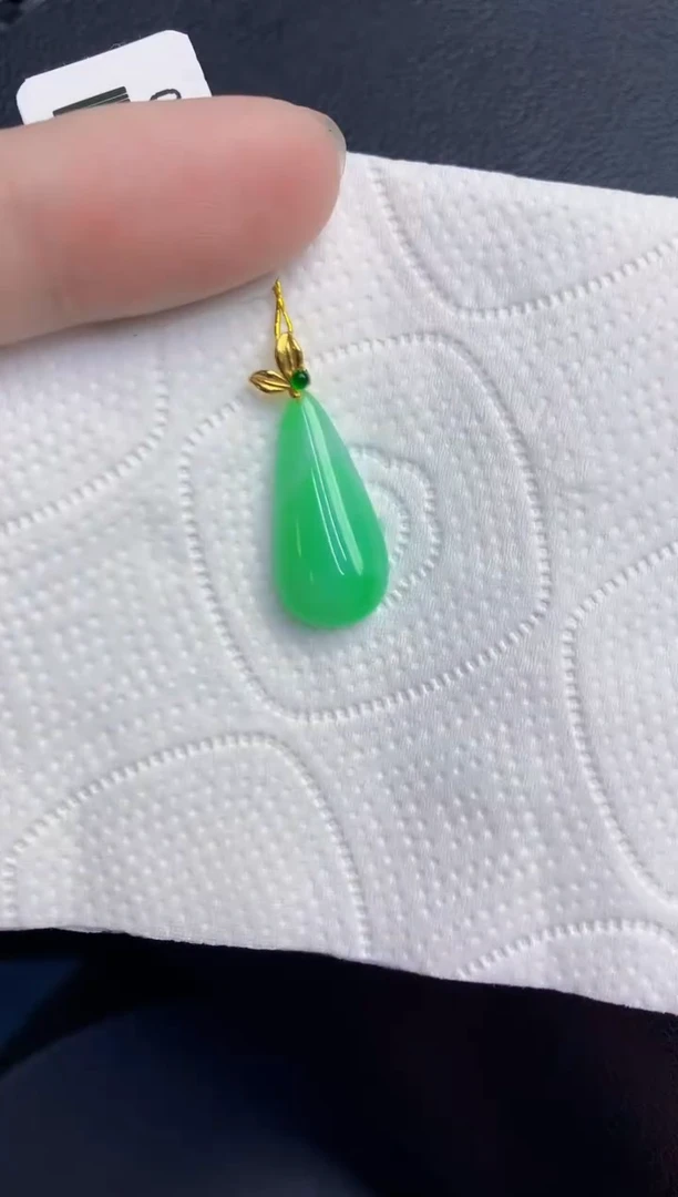 颈饰18K金镶嵌翡翠天然翡翠缅甸A货