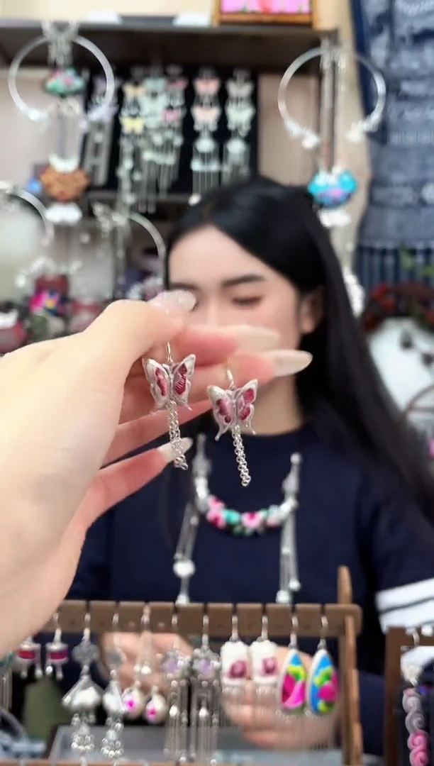 织绣民族风非遗老绣饰品542