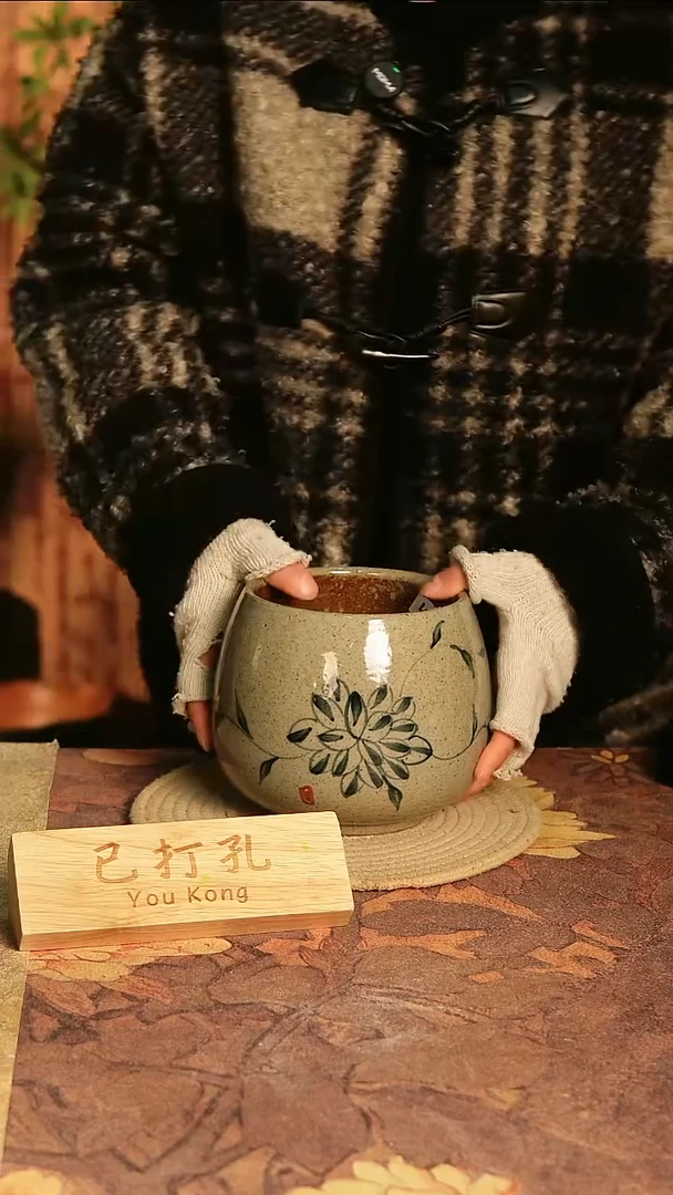 陶瓷22-313高度14口径12已打孔误差2 微瑕