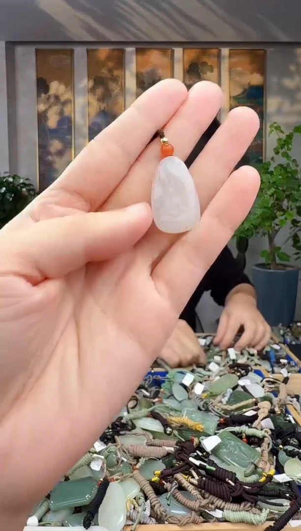 未镶嵌和田玉挂件拍一发一