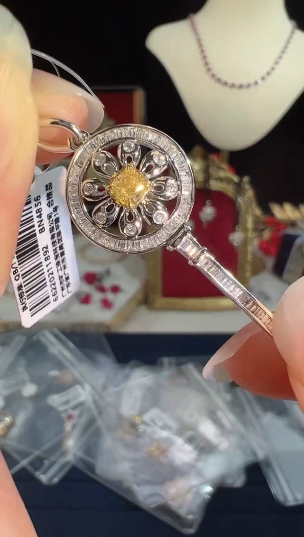 【闪购商品】钻石颈饰18K金镶嵌BN4856#-W+Y#34