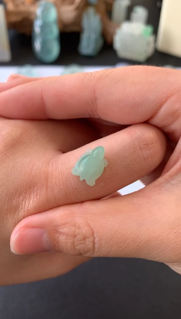 【闪购商品】定制翡翠未镶嵌翡翠