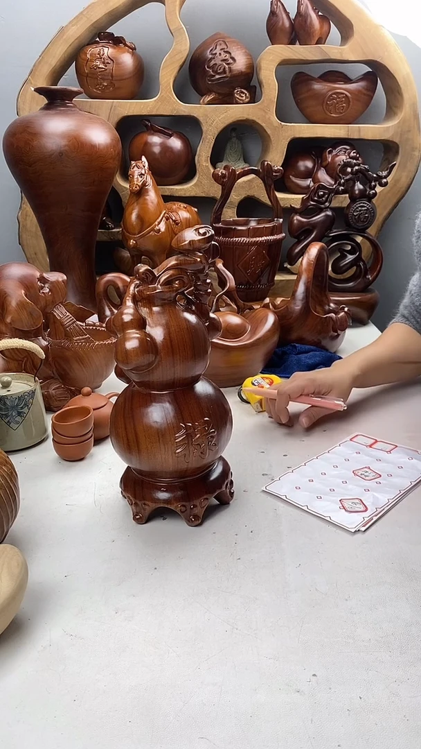 香樟木l****･39香樟木精品葫芦摆件