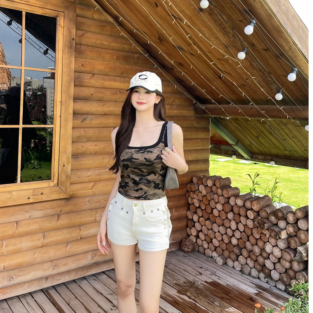 夏季单穿欧若时尚辣妹KT猫宽肩带美背背心聚拢百搭无袖内衣上衣女