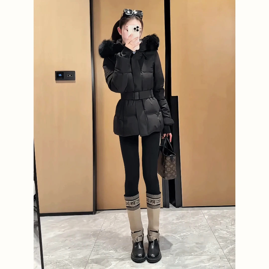 2025冬季女收腰女大毛领连帽女2025冬季新款巨好看保暖滑雪服外套