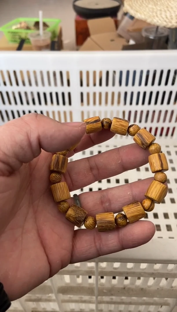 杯无运费险有瑕疵的摄影的产品有使用过的痕迹有点脏介意勿拍