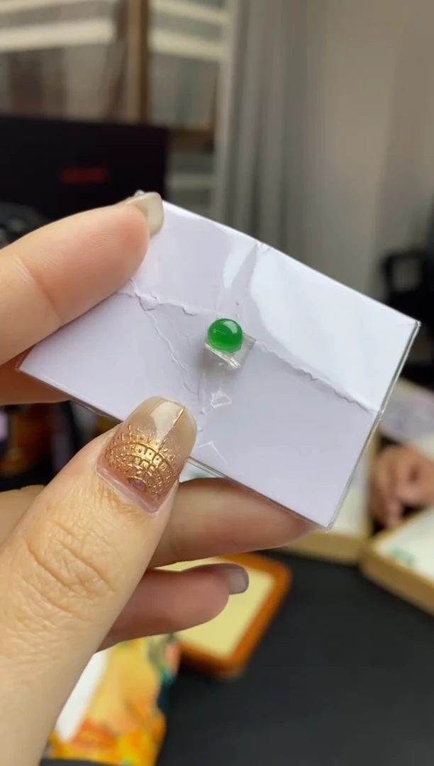 【闪购商品】定制翡翠未镶嵌翡翠毛货~