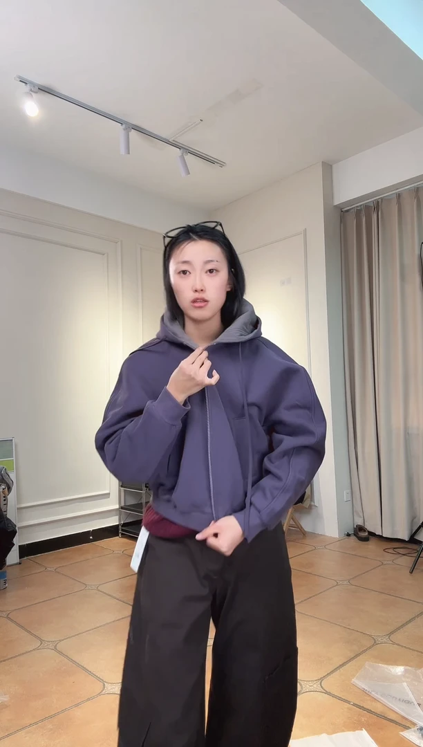 焱*设计师品牌紫色卫衣外套