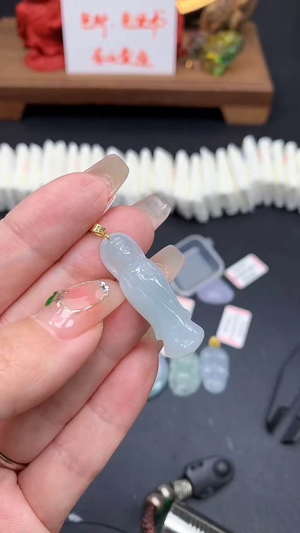 【闪购商品】翡翠吊坠(不含链)18K金镶嵌MS155461