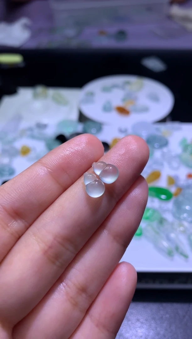 定制翡翠未镶嵌毛货