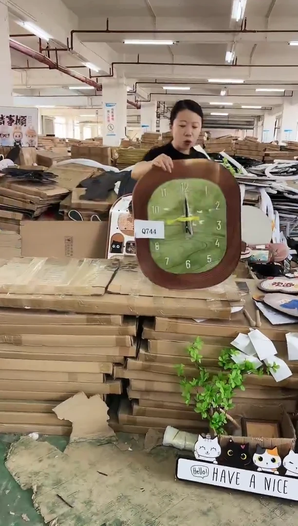 横款孤品果果微瑕闪购Q744