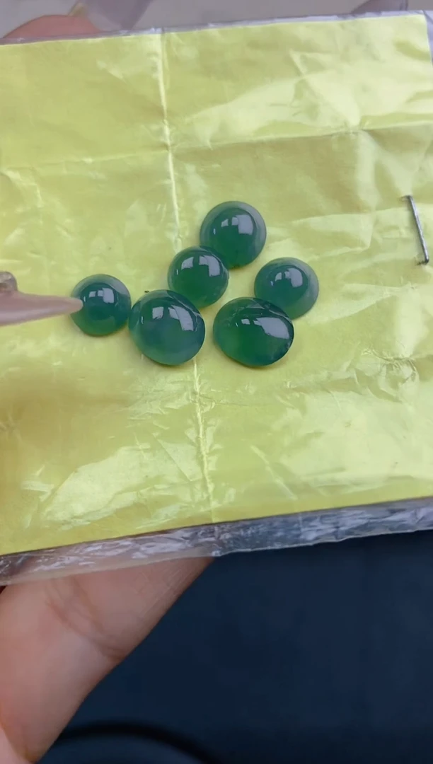 定制翡翠未镶嵌天然翡翠蛋面41