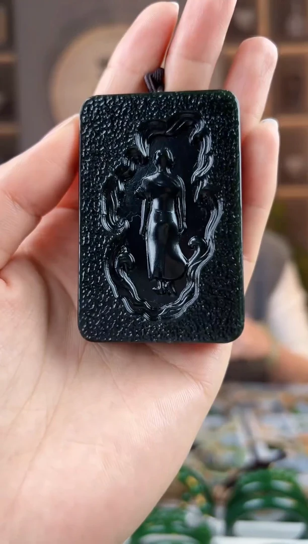 颈饰未镶嵌和田玉拍一发一，拍一发一