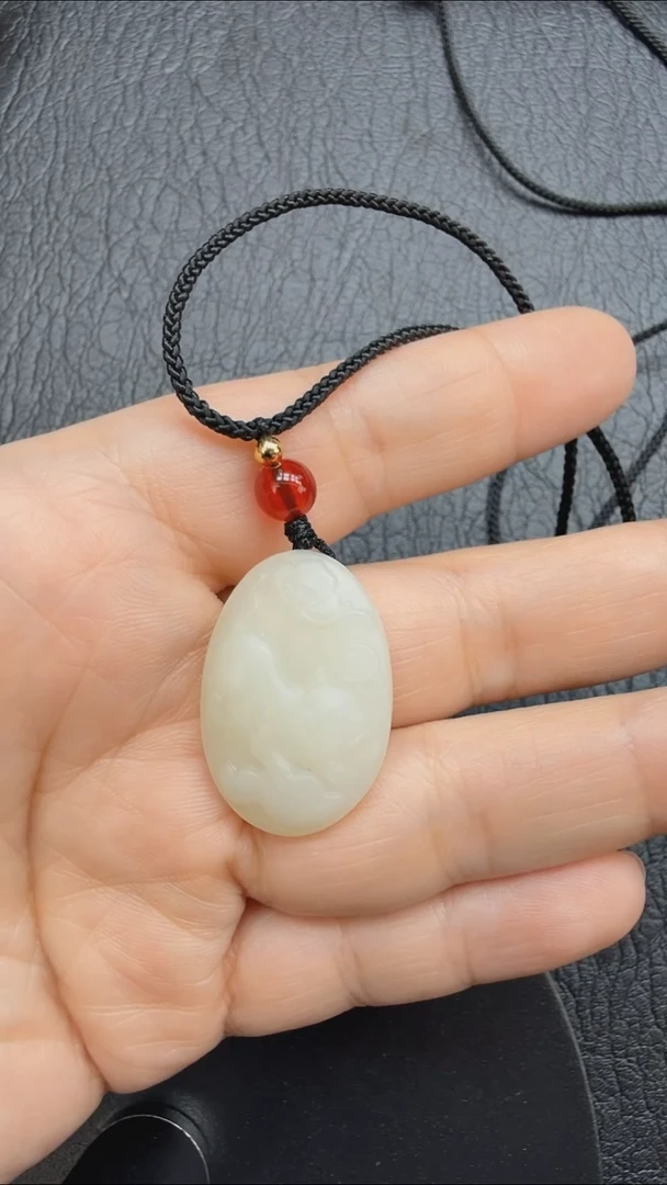 和田玉未镶嵌吊坠(不含链)664/猪