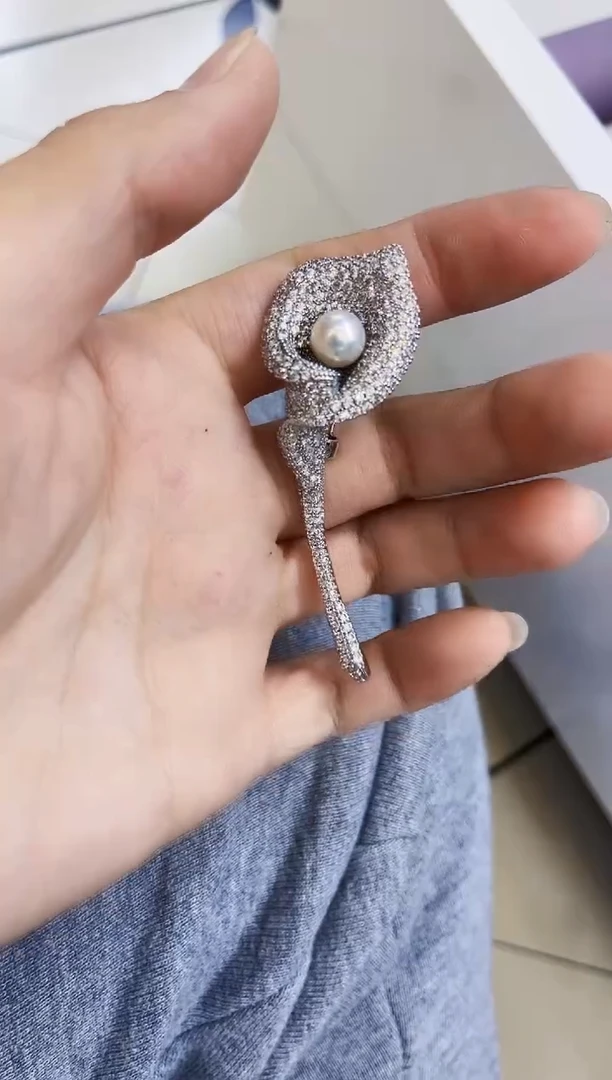 【闪购商品】海水珍珠胸饰未镶嵌胸针