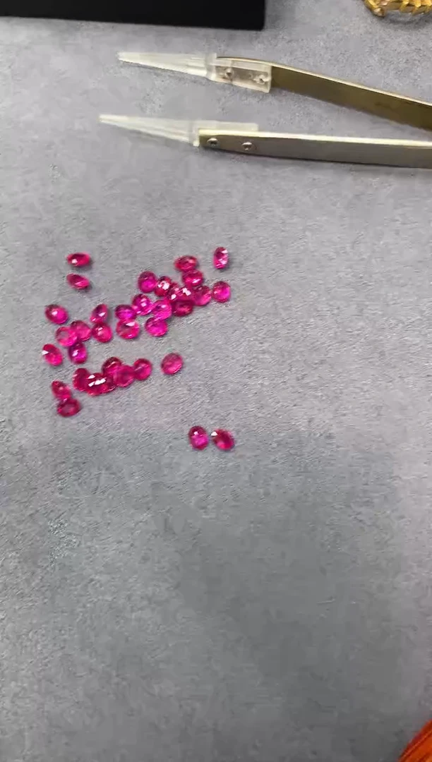 裸石红宝石椭圆 多样性发货一粒