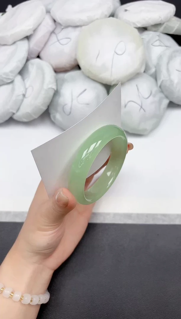 未镶嵌手镯石英质玉117/5455