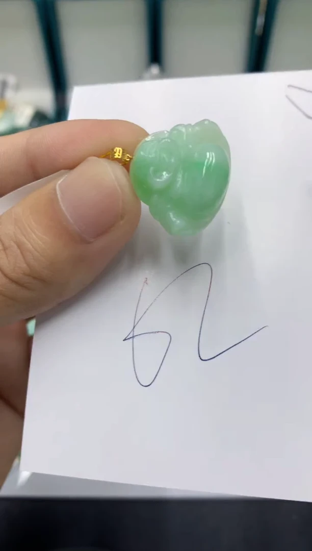 【闪购商品】翡翠颈饰18K金镶嵌翡翠