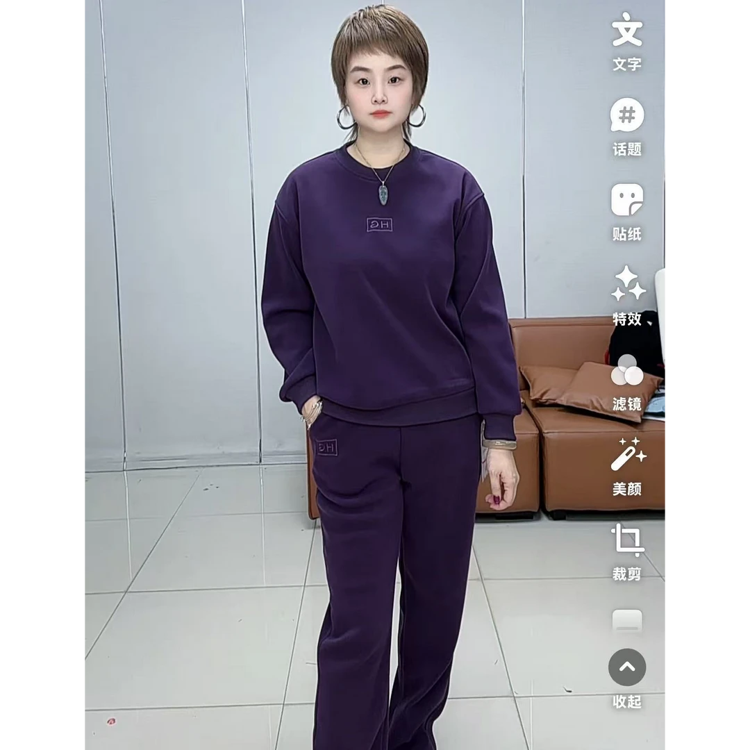 小施家高货时尚设计版纯色刺绣显高显瘦加绒套装9821