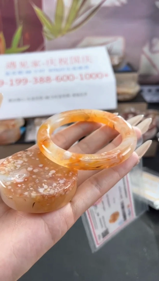 未镶嵌手镯石英质玉51