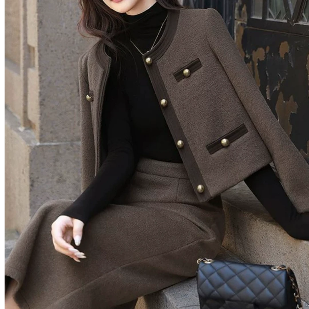 T016法式极简风街头风女士时尚套装女士