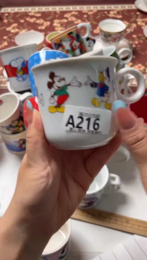 瓷片哆**梦瓷器瓷器A216