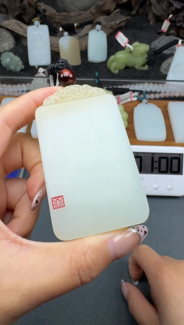 颈饰未镶嵌和田玉3