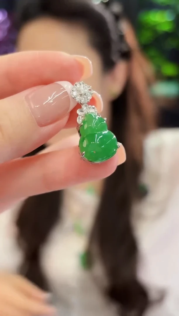 颈饰未镶嵌翡翠缅料A货/多样性发货/一件