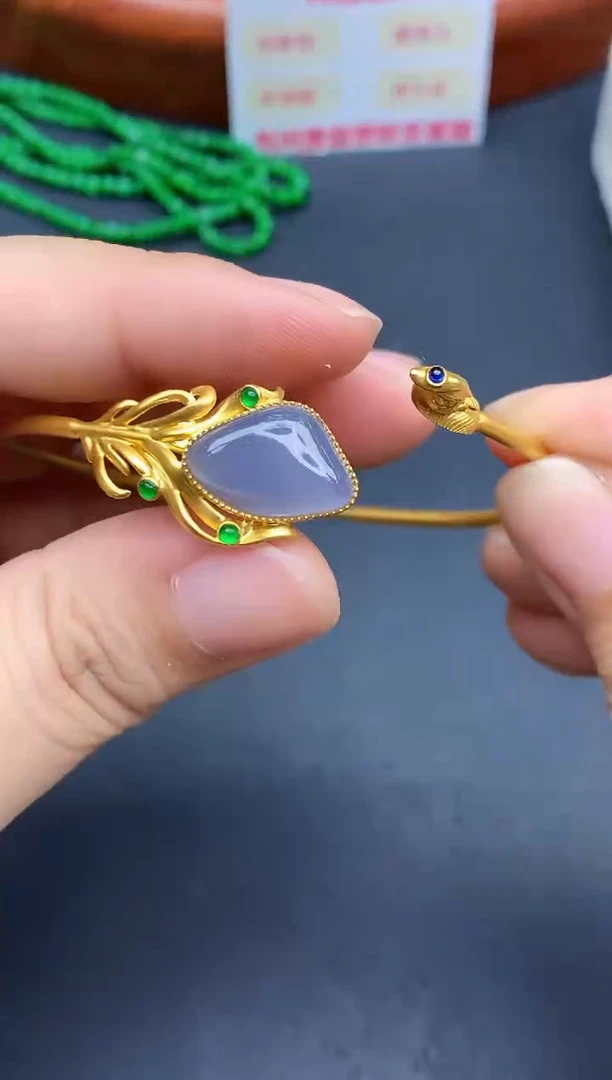 18K金镶嵌手镯翡翠611-中国好珍宝