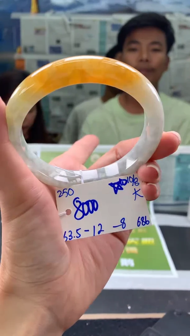 翡翠手镯未镶嵌翡翠手镯 下单联系小耳机#250