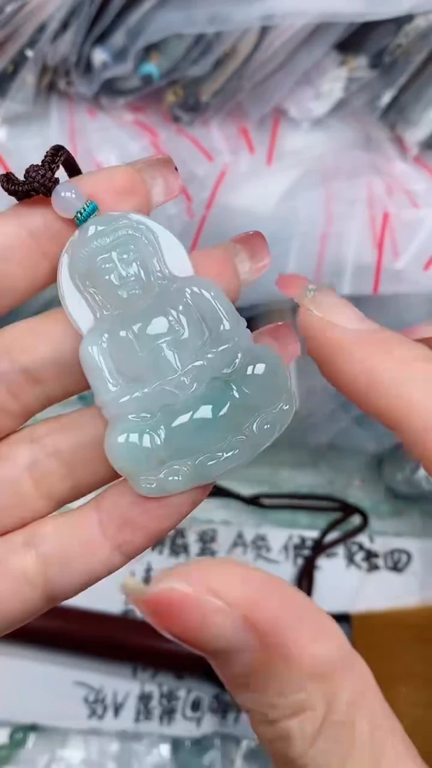 翡翠未镶嵌颈饰吊坠