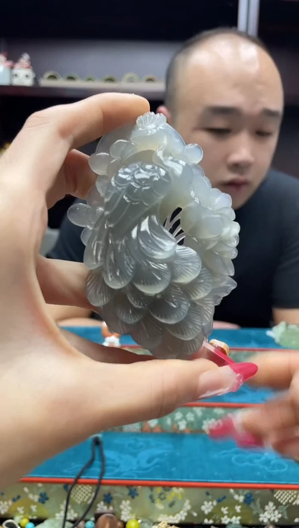 未镶嵌岫玉吊坠·