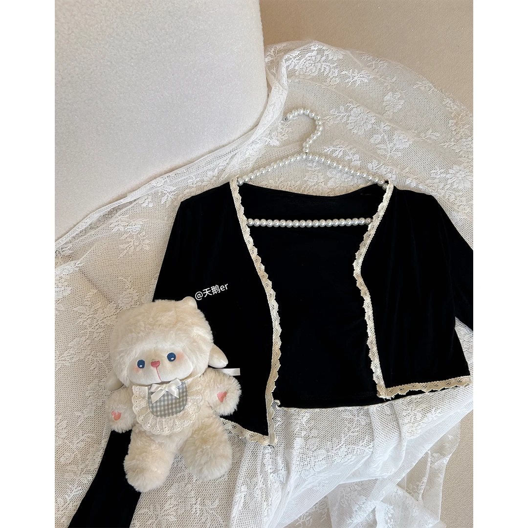 天鹅er  气质设计感修身开衫E24N0982