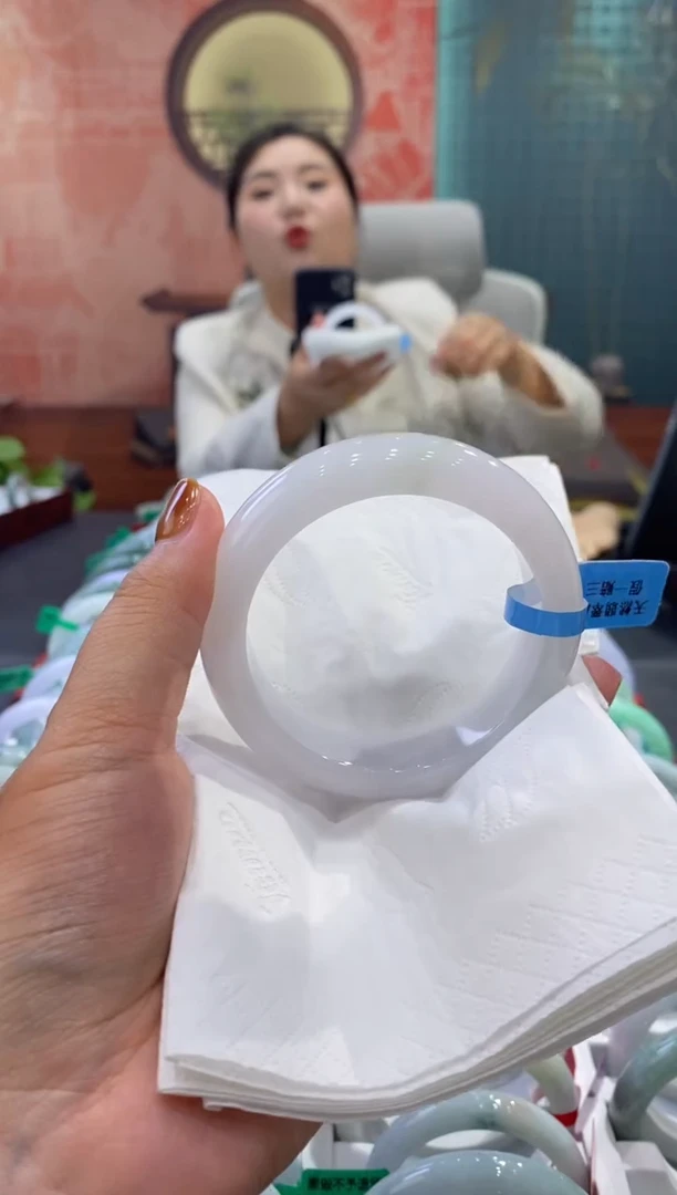 未镶嵌手镯翡翠多人00014996