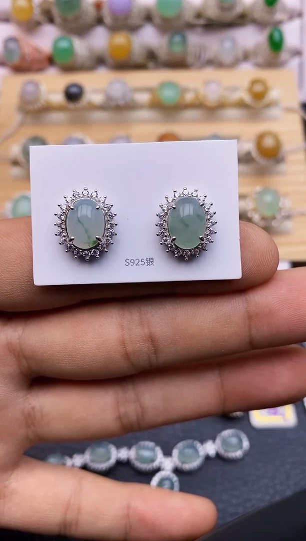 【闪购商品】翡翠耳饰银S925镶嵌6650