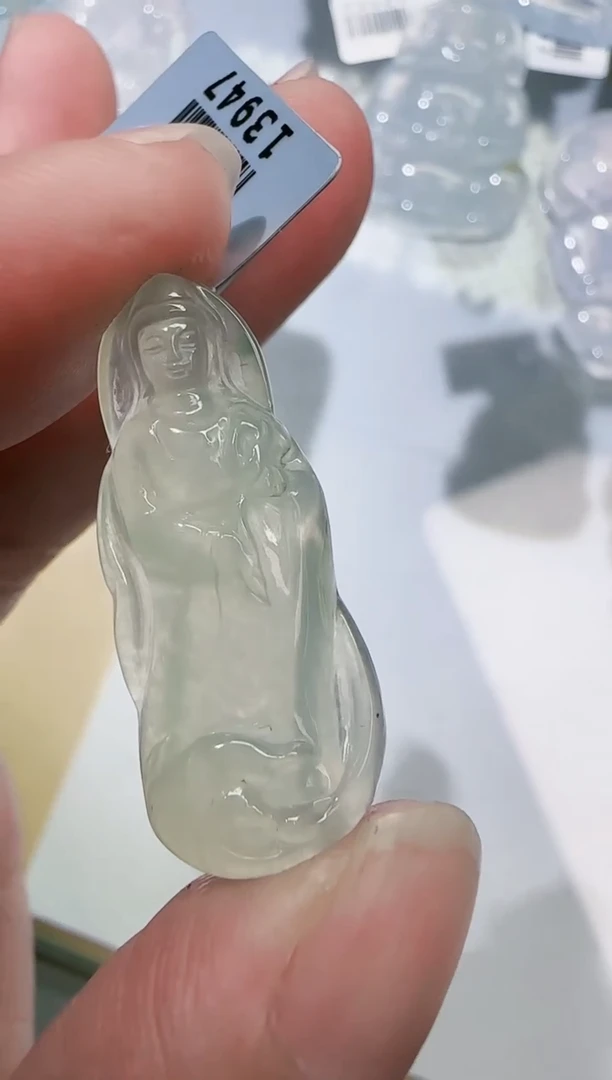 翡翠未镶嵌颈饰缅甸a货翡翠
