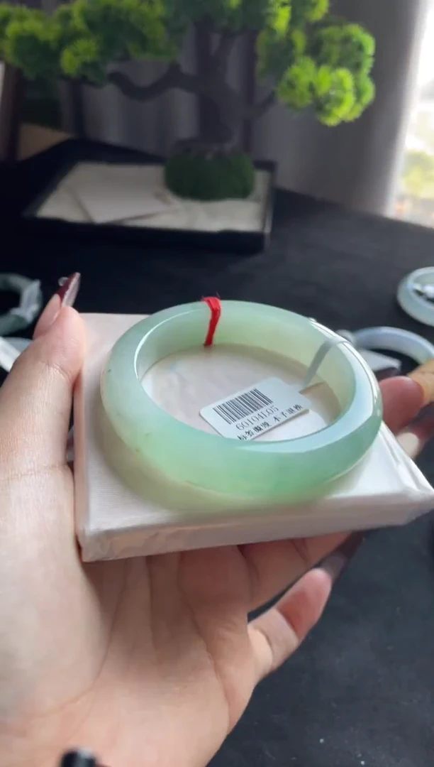 未镶嵌手镯翡翠三天鉴赏期