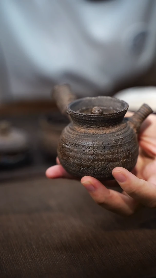 青**?全手工制作  南蛮侧把壶