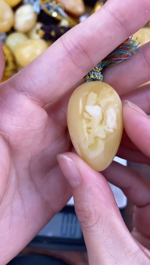 裸石琥珀未镶嵌天然琥珀蜜蜡