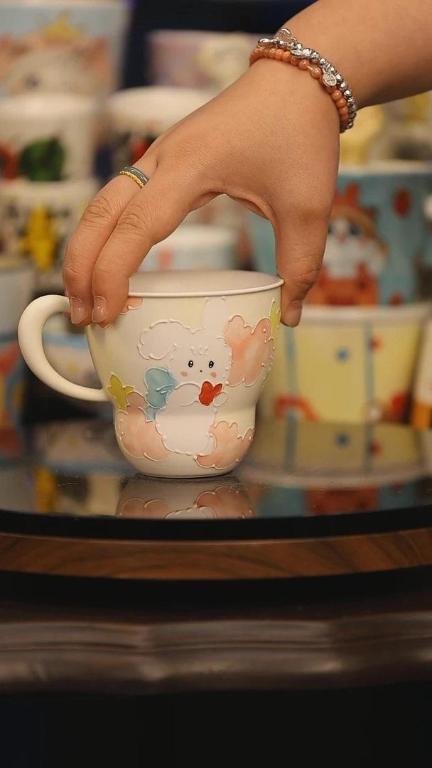 【闪购商品】摆件随机景德镇釉下彩绘设计师款式陶瓷