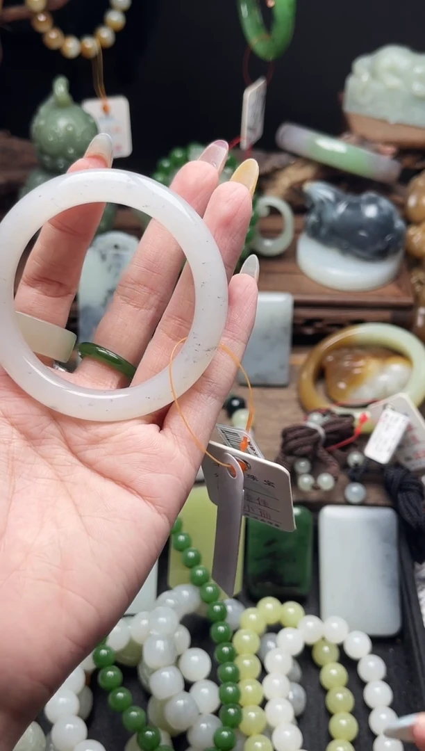 和田玉手镯未镶嵌新疆黑山 51圈9012238