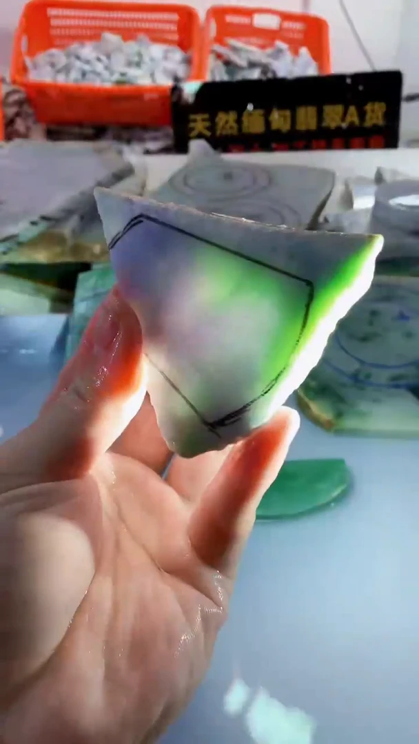 颈饰未镶嵌翡翠缅甸A货翡翠728