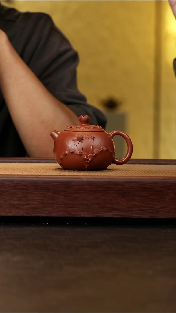 茶壶紫砂蒋工堂原矿黄龙山朱泥莲韵西施