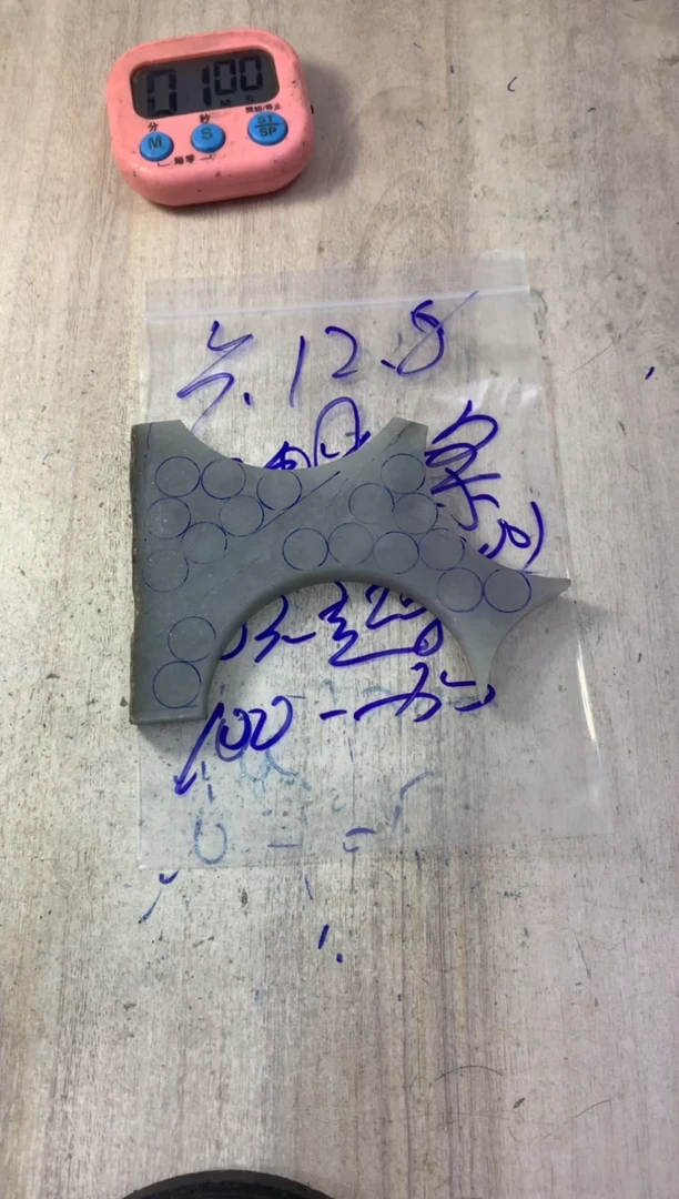 未镶嵌定制翡翠家**弟毛料不包雕刻