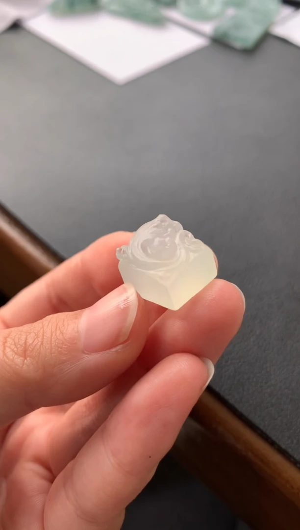 【闪购商品】定制翡翠未镶嵌翡翠