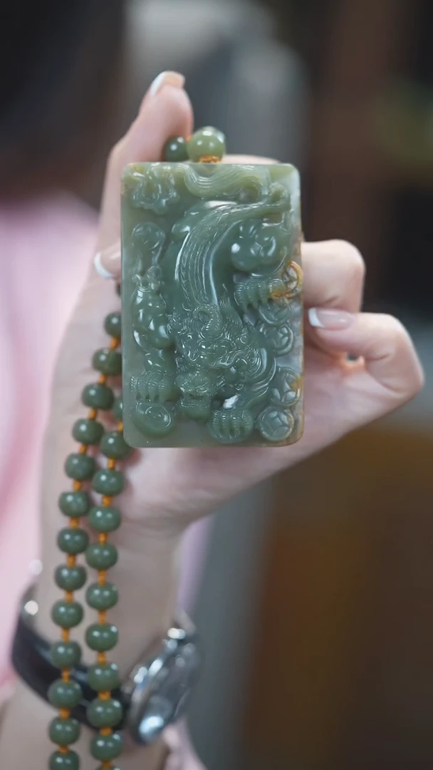 颈饰未镶嵌和田玉貔貅