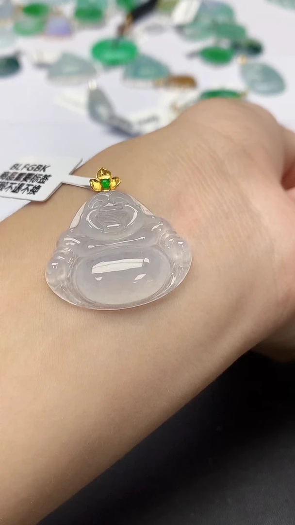 翡翠18K金镶嵌颈饰天然缅甸a货翡翠